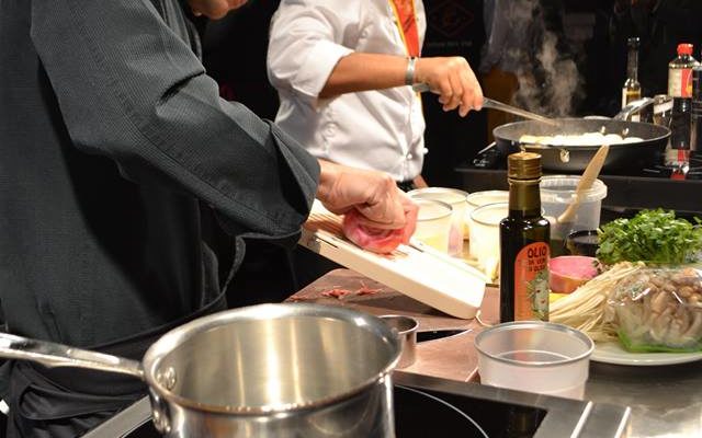 Démo Gastronoma des Chefs Arthur Menahem - Le Mas Candille et Redouane Mansouri - Albert 1er